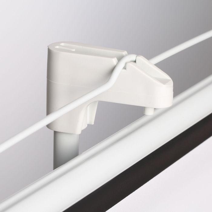 Produktbild Swisshandel24 Beamer Leinwand mit Stativ, 4:3 Projektionsfläche, 84 Zoll Präsentationswand (84", 4:3)