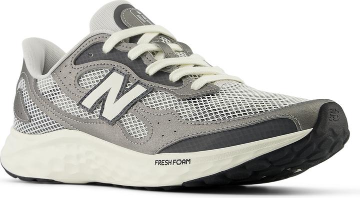 Produktbild New Balance MARISTG4 Fresh Foam Arishi v4 (44.5)