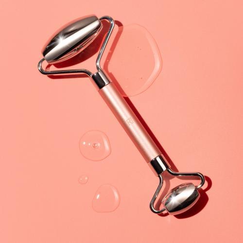 Immagine prodotto Real Techniques Prep Cryo Sculpt Facial Roller