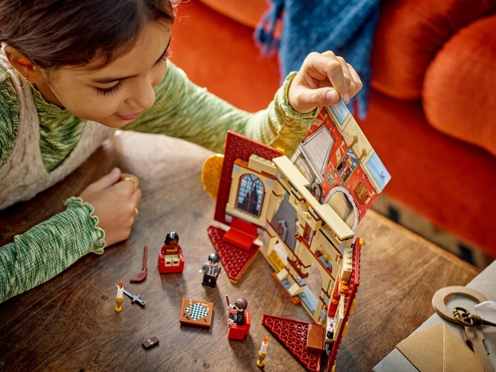 Immagine prodotto LEGO Stendardo della Casa di Grifondoro (76409, LEGO Harry Potter)