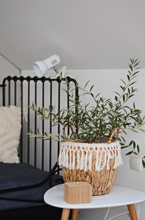Actual product image Activejet Clip-on Desk Lamp white metal E27 thread (E27)