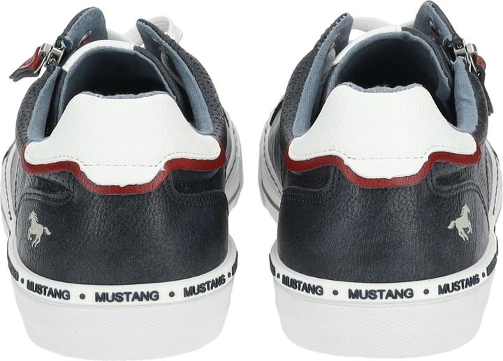 Immagine prodotto Mustang Questa scarpa stringata alla moda è un must have assoluto di questa stagione. La scarpa è dotata di (42)