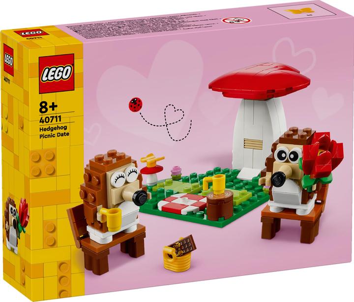 Actual product image LEGO Hedgehogs and their picnic date (40711, LEGO Seasonal Sets)