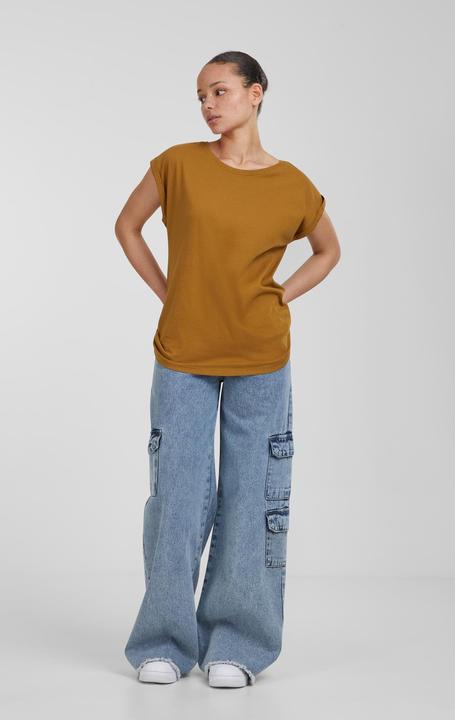 Actual product image Urban Classics Ladies Extended Shoulder Tee (3XL)