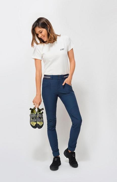 Actual product image Looking for Wild Per Model (S)