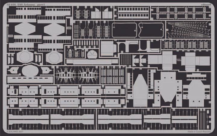 Immagine prodotto Eduard USS Arizona per il kit Mini Hobby Models