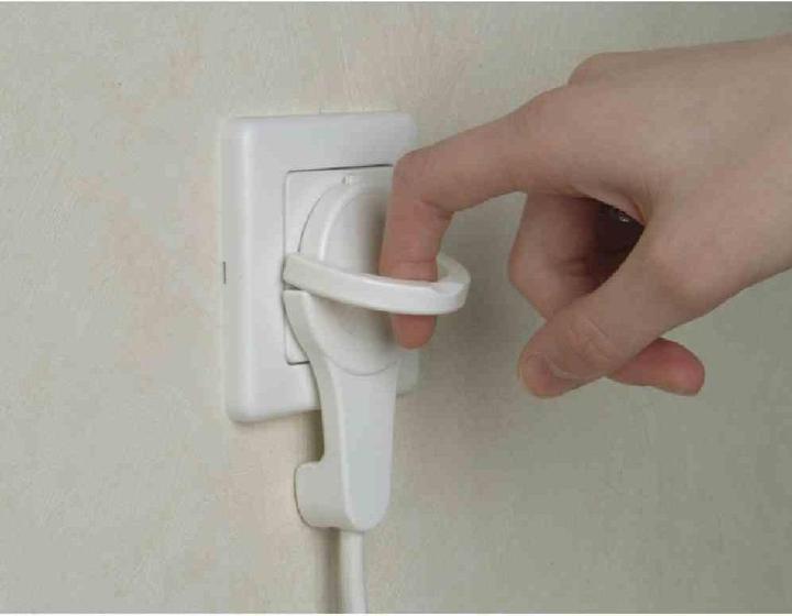 Produktbild Kopp 172002037 Schutzkontakt-Flachstecker 230 V Weiss IP20 (CEE 7/7)