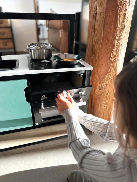 Actual product image small foot Children's kitchen industrial
