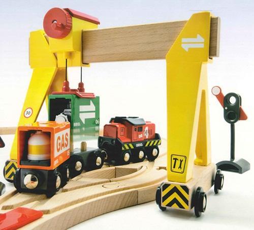 Produktbild Brio Brio-Set mit Eisenbahngleisen Railway Deluxe, 33097