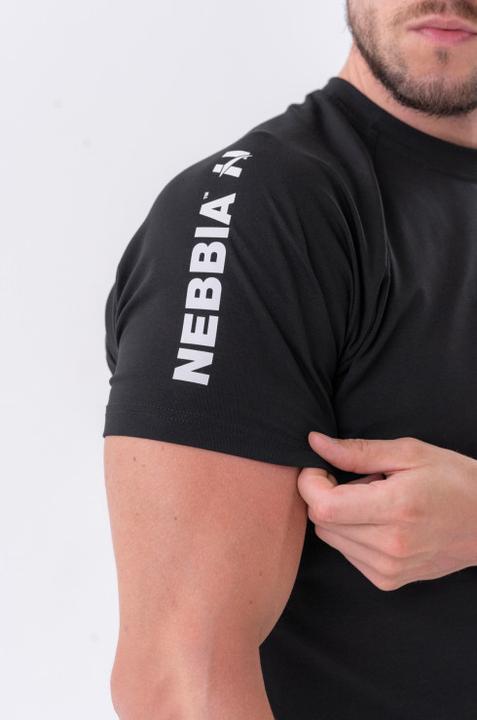 Actual product image Nebbia Sporty Fit T-shirt "Essentials" 326 black (M)