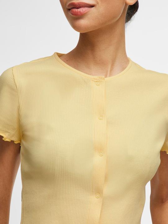 Actual product image Vila Buttoned top with short sleeves (XS)