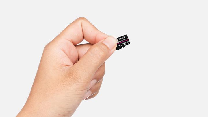 Actual product image Kioxia Micro Sd 2tb Exceria Plus G2 Uhs-I C10 Con Adaptador (2000 GB, microSDXC, U3, UHS-I)