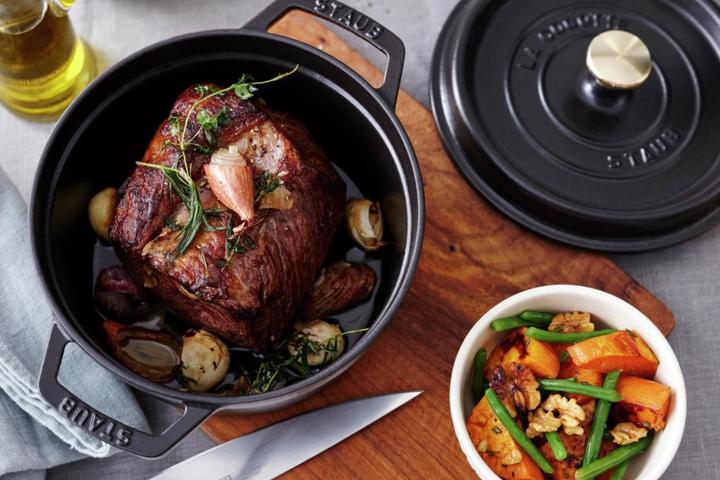 Produktbild Staub Cocotte (26 cm, Bräter + Schmortopf, Gusseisen)
