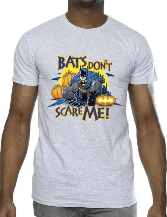 Actual product image Mens Batman Bats Don't Scare Me T-Shirt (L)