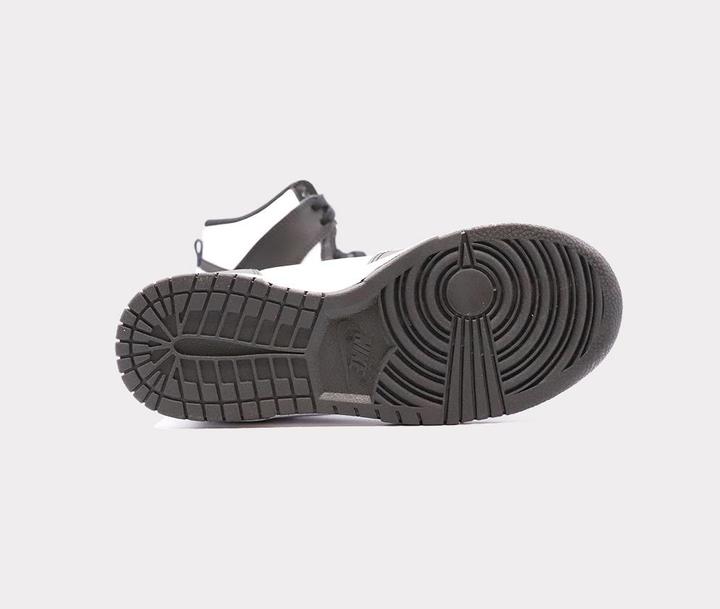 Image du produit Nike Dunk High (41)