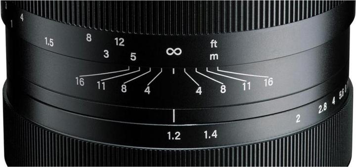 Actual product image Tokina SZ 33mm f/1.2 MF Fujifilm X-Mount (Fujifilm X, APS-C / DX)