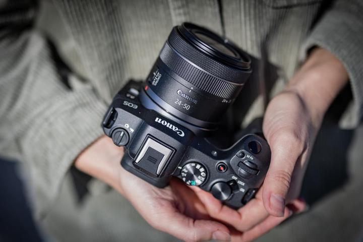 Productafbeelding Canon EOS R8 - (EU) (24.20 Mpx, Volledig formaat)