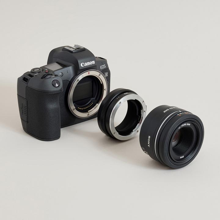 Actual product image Urth Lens Mount Adapter: Compatible with Sony A (Minolta AF) Lens to Canon RF Camera Body