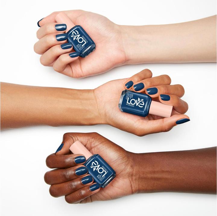Produktbild Essie Love by (190 walking the walk, Gel-Effekt Nagellack)