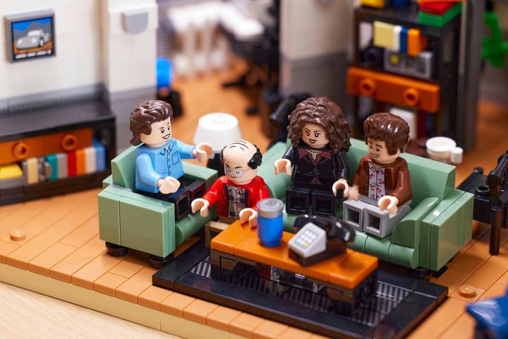 Actual product image LEGO Seinfeld (21328, LEGO Ideas, LEGO Rare Sets)