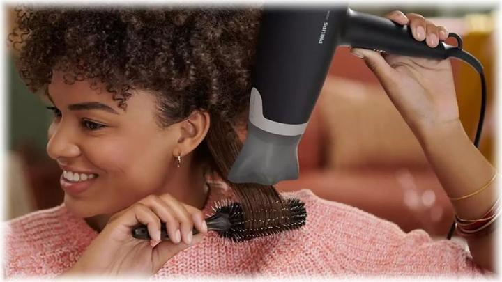 Actual product image Philips 3000 series, ThermoProtect attachment, hair dryer