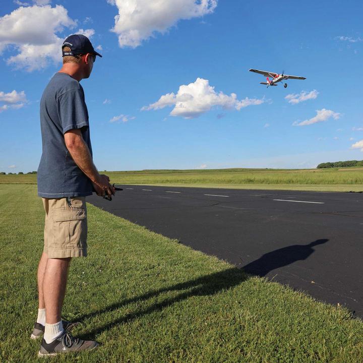 Image du produit E-Flite carbone-z cessna 150t 2.1m bnf basic (Multi moteur)