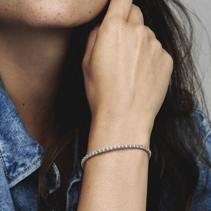 Image du produit Pandora Bracelet de tennis scintillant (18 cm, Argent sterling 925)