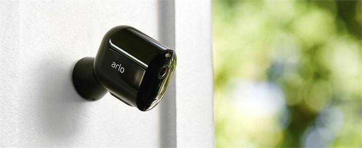 Actual product image Arlo Pro 3 Spotlight, kit 2 cameras black (2560 x 1440 Pixels)