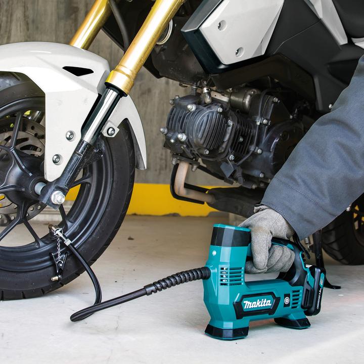 Actual product image Makita MP100DZ (8.30 bar, 10 l)
