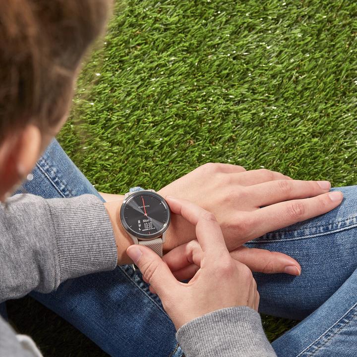 Immagine prodotto Garmin HR vivomove (43 mm)