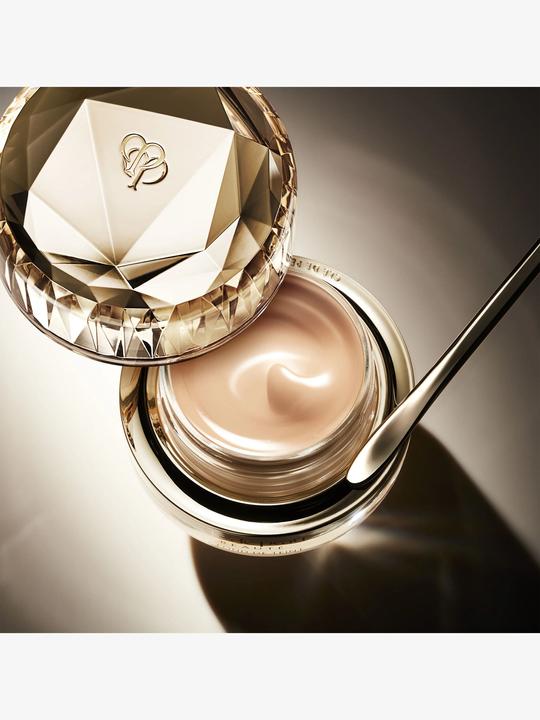 Produktbild Clé De Peau The Foundation I10 (I10 - Very Light Ivory)