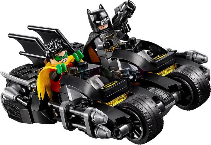 Produktbild LEGO Batcycle Duell mit Mr. Freeze (76118, LEGO DC)
