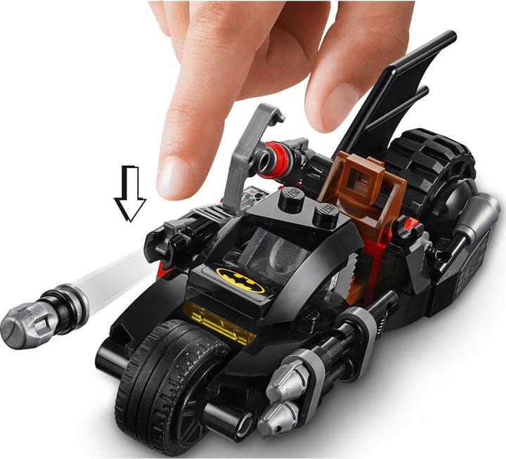 Produktbild LEGO Batcycle Duell mit Mr. Freeze (76118, LEGO DC)