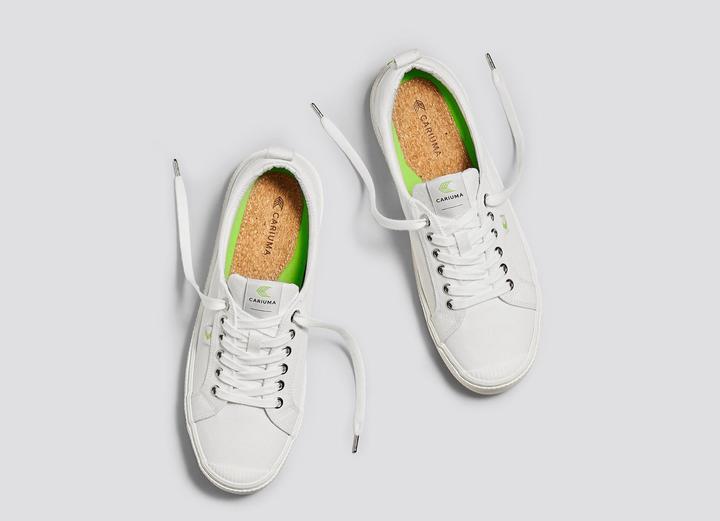 Actual product image Cariuma OCA Canvas (37)