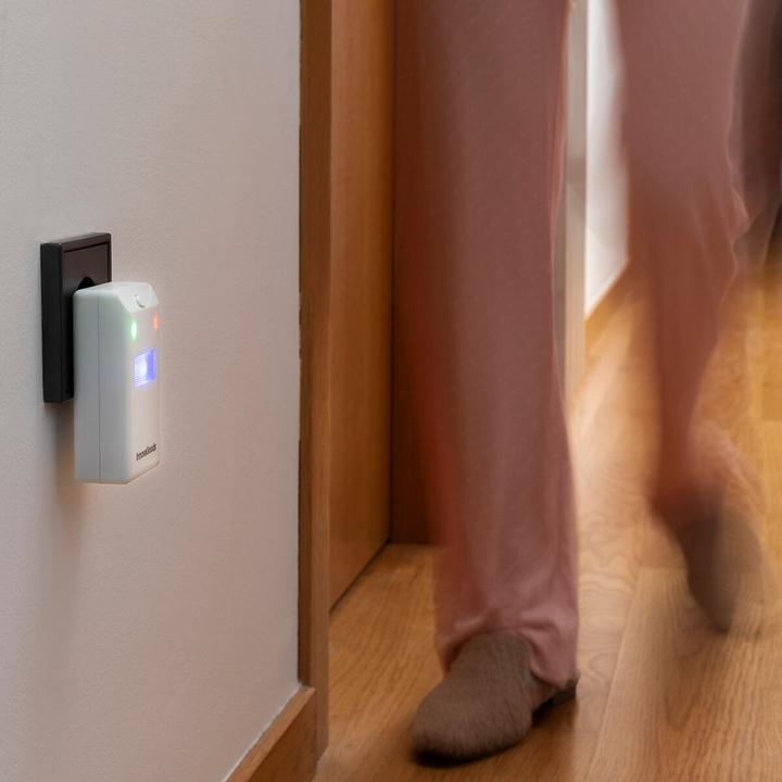 Actual product image InnovaGoods Insect and rodent repellent with LED light Killekt
