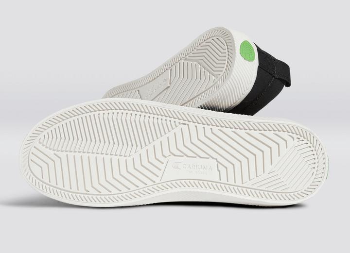 Actual product image Cariuma OCA Canvas (43)