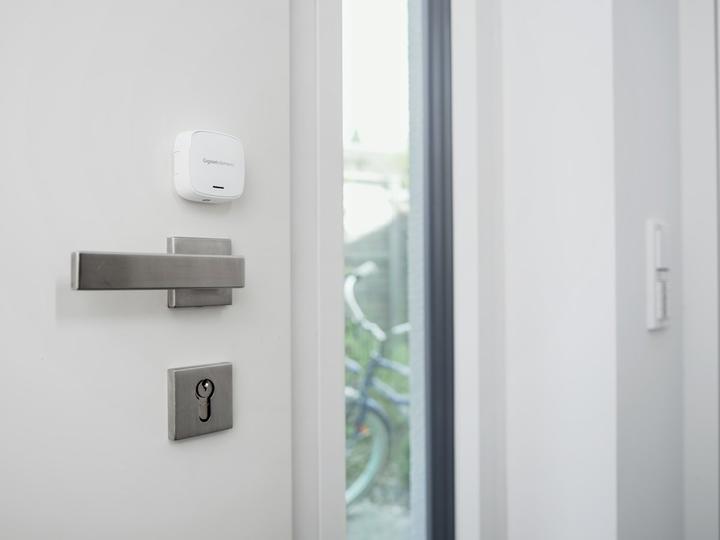 Actual product image Gigaset Elements Alarm System S