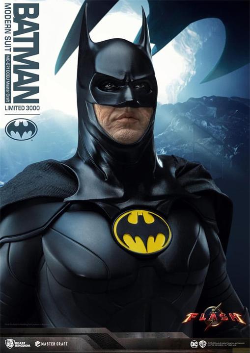 Produktbild Beast Kingdom Batman Master Craft Statue Batman Modern Suit 42 cm