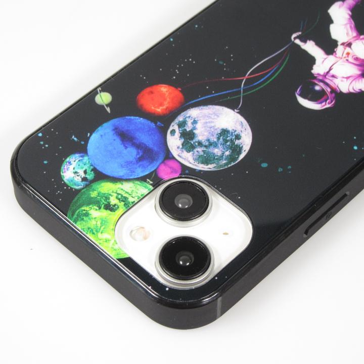 Actual product image PhoneLook Coque Silicone Glossy lumière LED intégrée avec port USB-C Floating Astronaut (Apple iPhone 15)