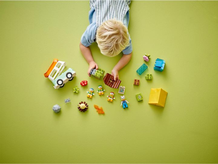 Produktbild LEGO Camping-Abenteuer (10997)