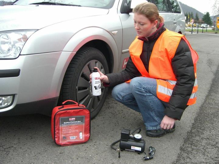 Actual product image HP Autozubehör Tyre puncture kit