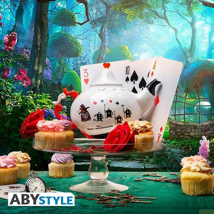 Actual product image ABYstyle Alice in Wonderland - The Queen of Hearts (1.20 l)