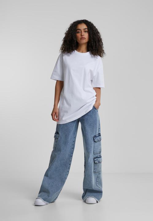 Actual product image Urban Classics Ladies Oversized Boyfriend Tee - 8604 (S)