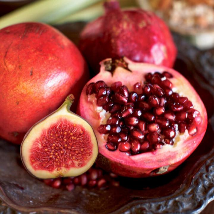 Actual product image Cuccio Hand & Body Detoxwash - Pomegranate & Fig (250 ml)