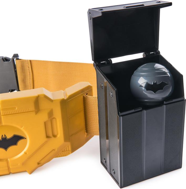 Actual product image Batman Gear-Up Utility Belt