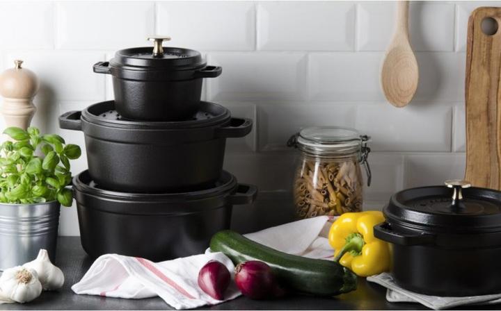 Produktbild Staub La Cocotte (24 cm, Bräter + Schmortopf, Gusseisen)