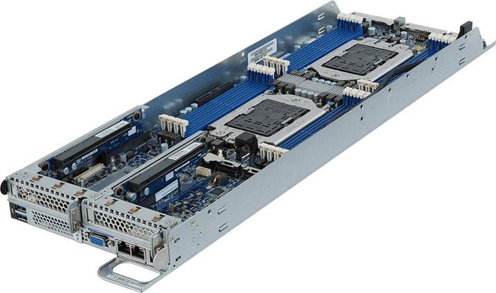 Actual product image Gigabyte H262-Z62 MZ62-HD0 2U4N ROME.
