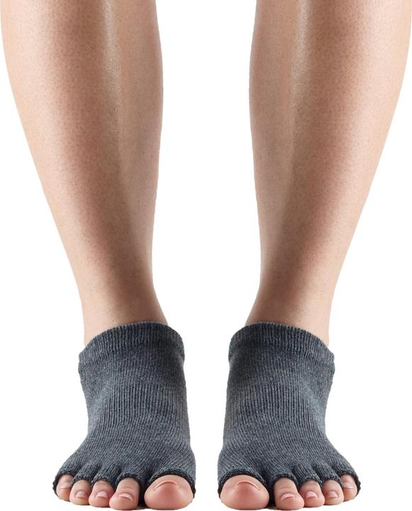 Actual product image Toesox Half toe socks (M)