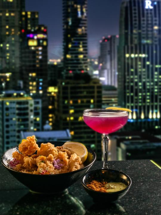 Actual product image Inside Bangkok (German, Angkana Sirisaeng, Alex Neumayer, 2025)