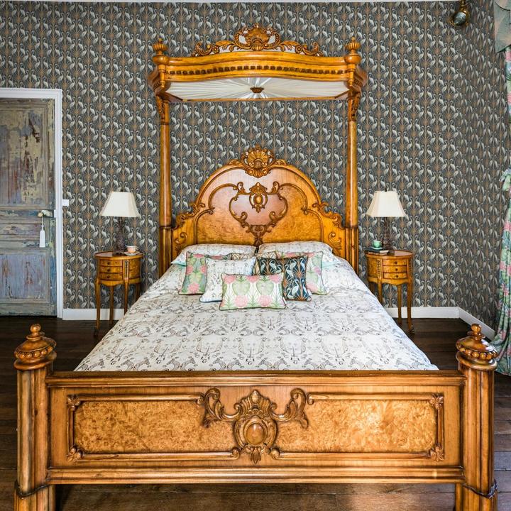 Produktbild The Chateau Tapete Nouveau Heron (53.5 x 978.5 cm)